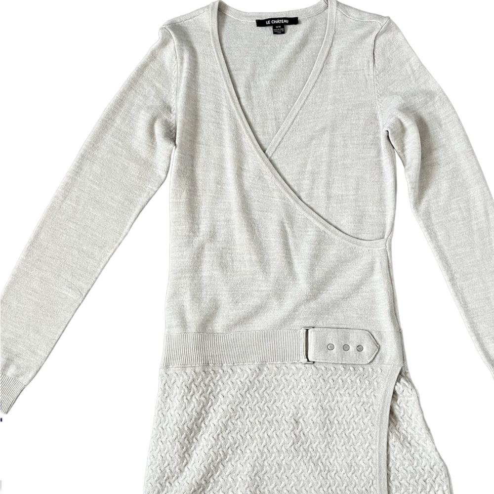 Le chateau dress size medium